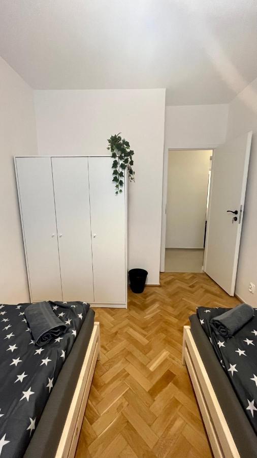 Warszawa Krucza Pokoje Exteriör bild
