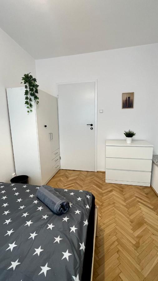 Warszawa Krucza Pokoje Exteriör bild